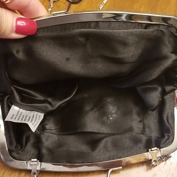 $5 ITEM. Black and silver evening bag. MUST BUNDLE WITH TWO OTHER ITEMS - Picture 8 of 8